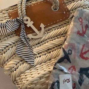 Summer bag  NWOT throwing in a anchor scarf  great for summer